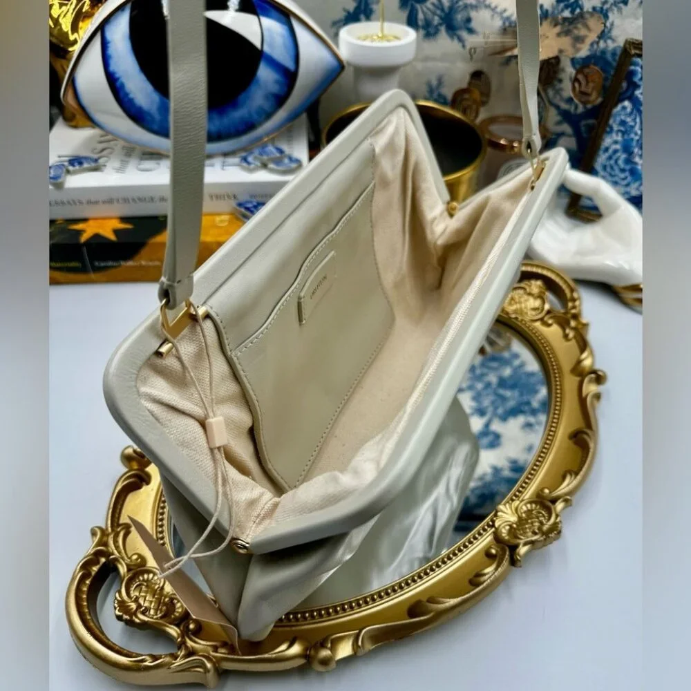 🆕 OROTON 🧿 NWT Celia XL Long Leather Clutch, Cream